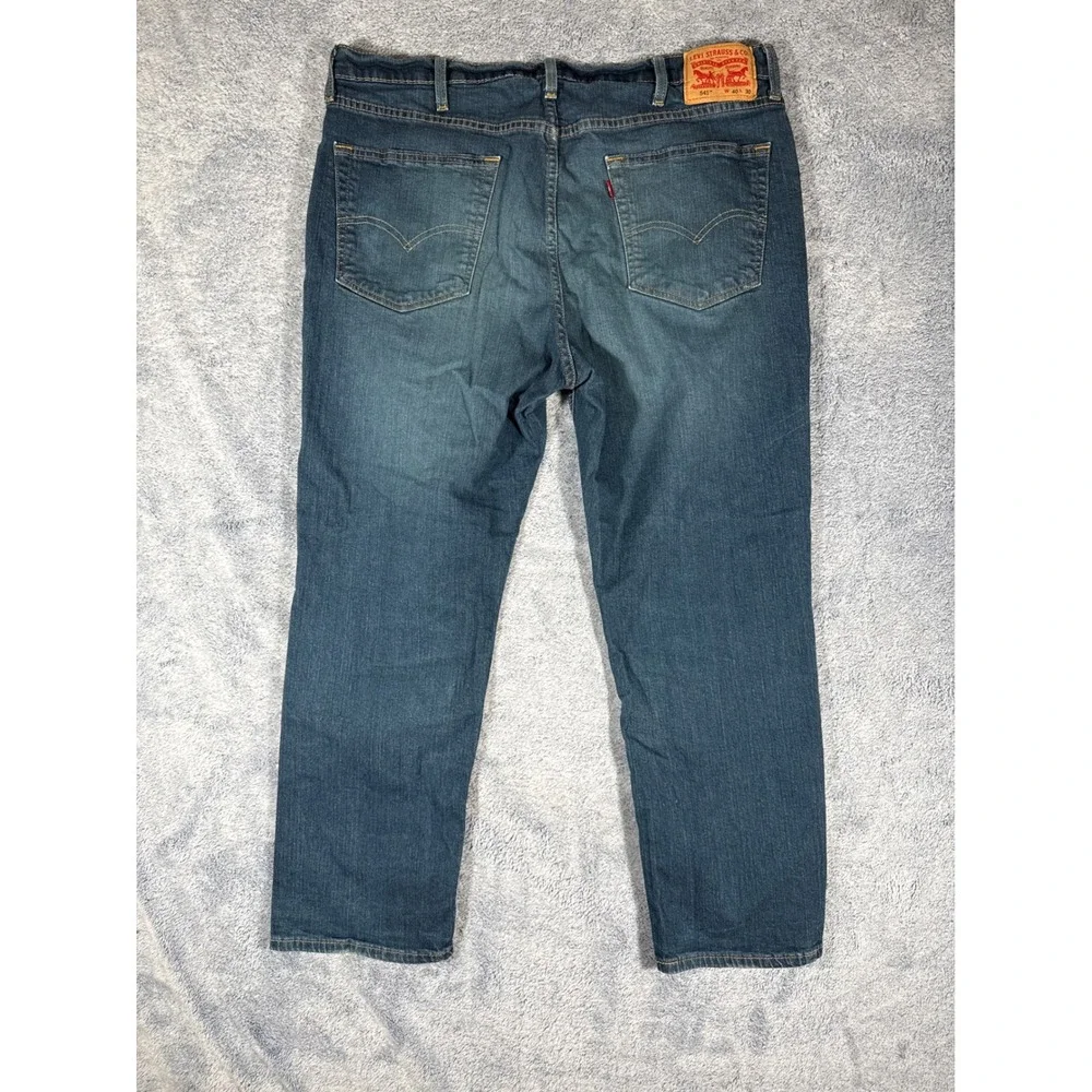 Levis 541 Athletic Taper Mens Jeans 40x30 Blue Medium Wash 18181-0017 Stretch